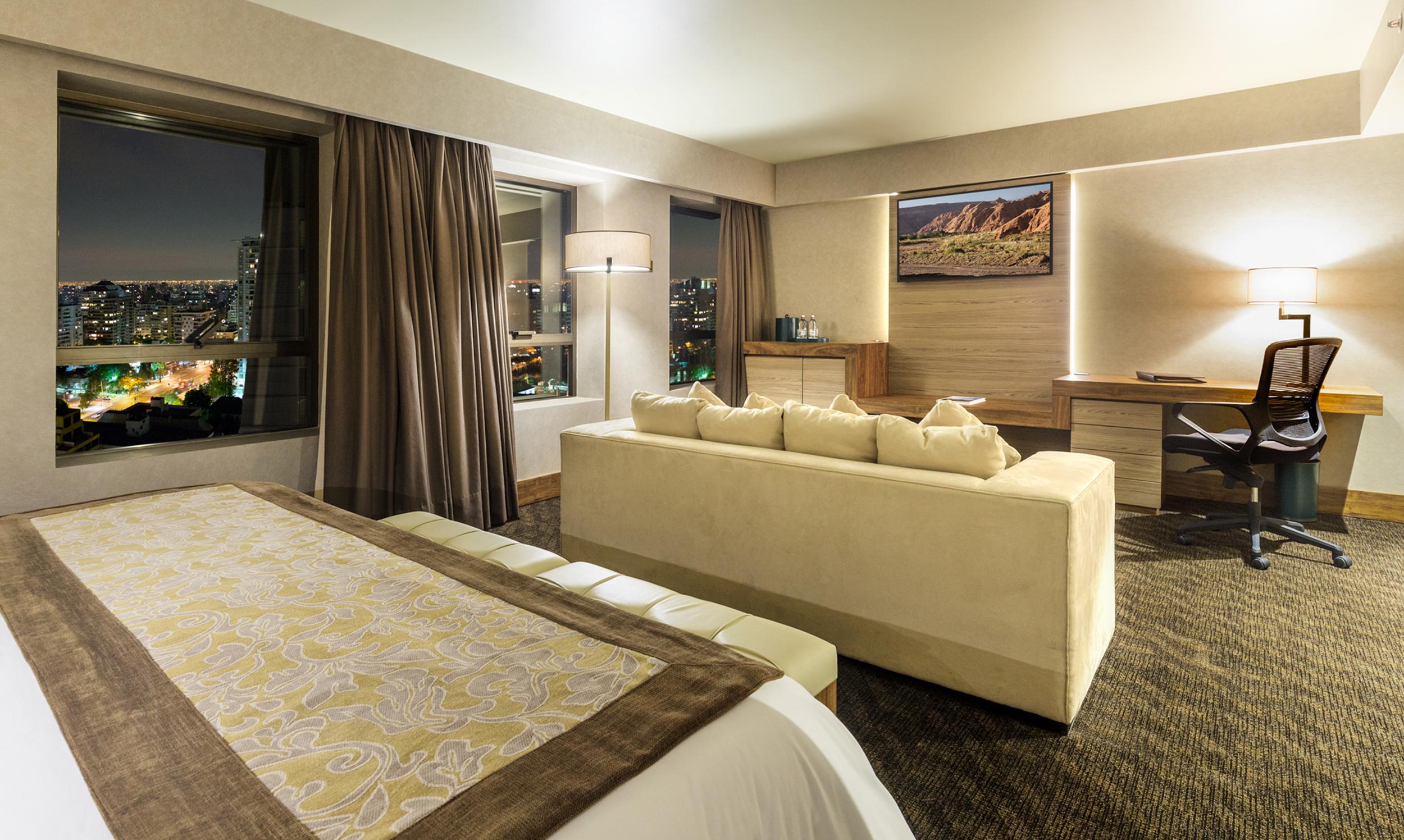 Hotel Regal Pacific Santiago du Chili Extérieur photo A suite at the hotel