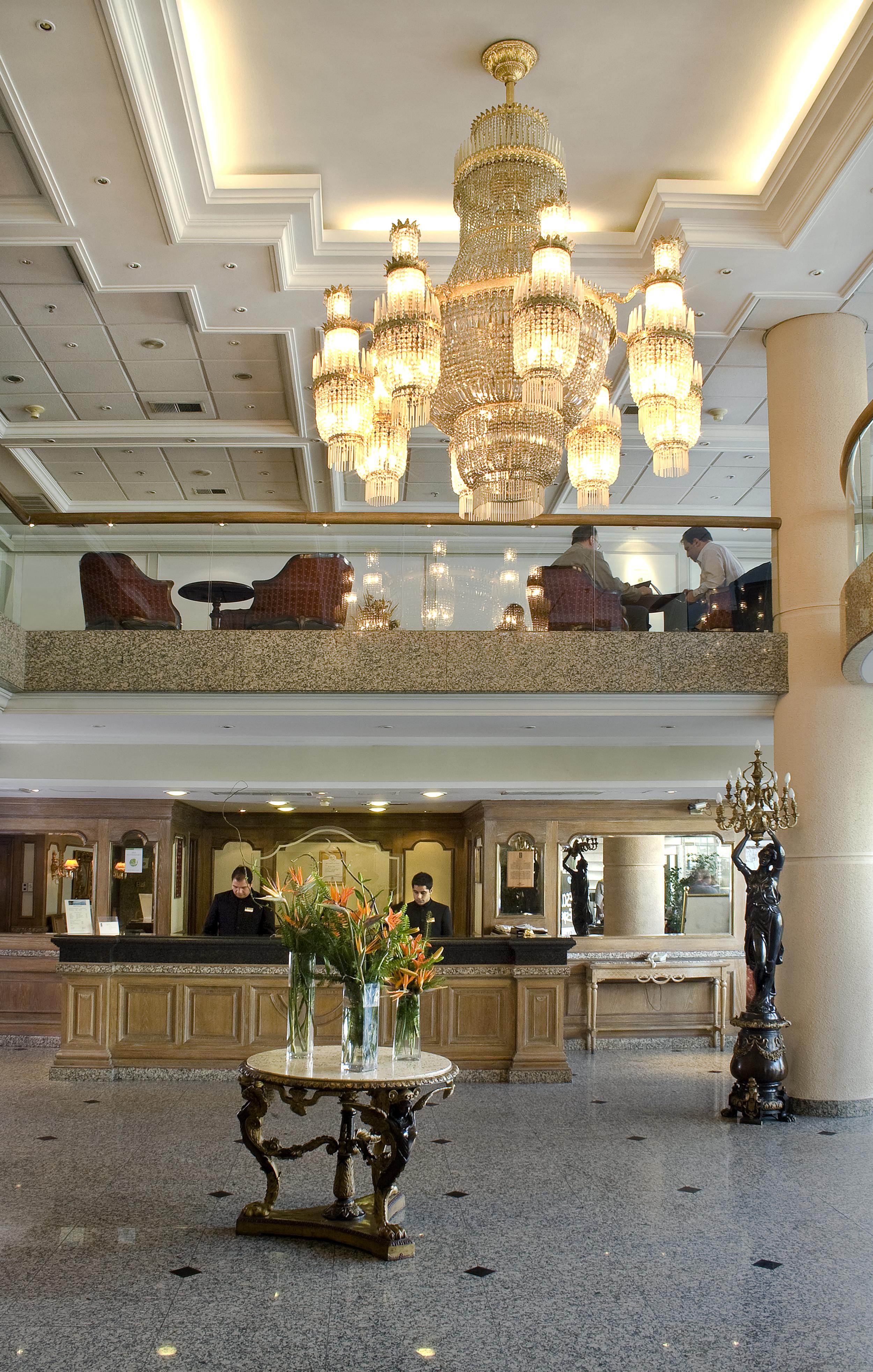 Hotel Regal Pacific Santiago du Chili Extérieur photo The lobby of the hotel