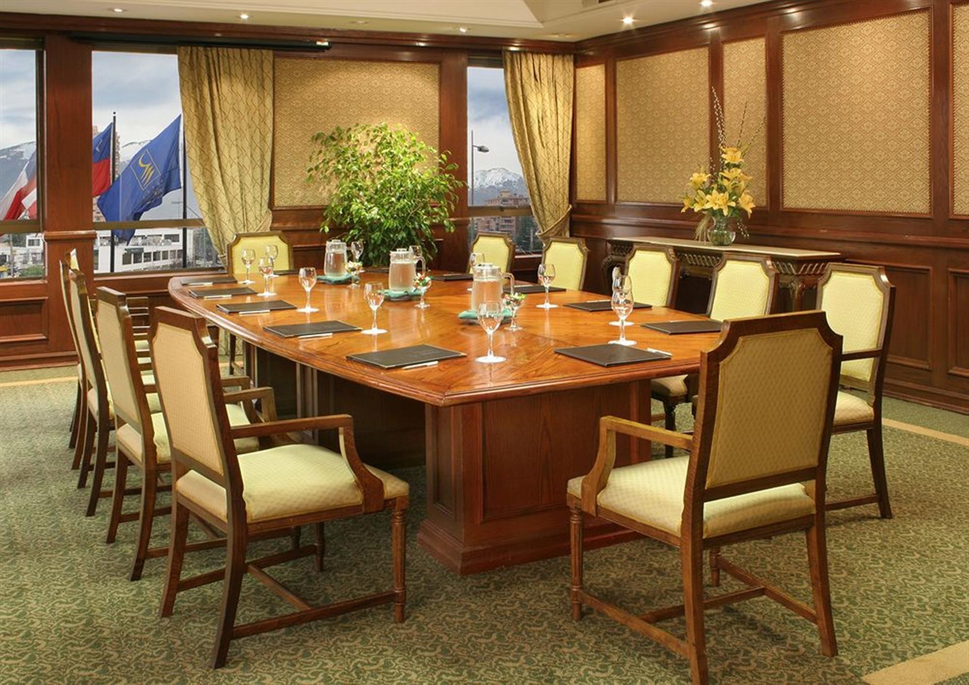 Hotel Regal Pacific Santiago du Chili Extérieur photo The meeting room of the European Economic and Financial Affairs Council
